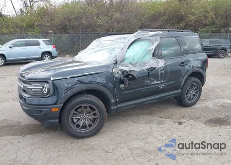 2022 Ford Bronco Sport Big Bend z USA, uszkodzony, nr VIN 3FMCR9B64NRD35595